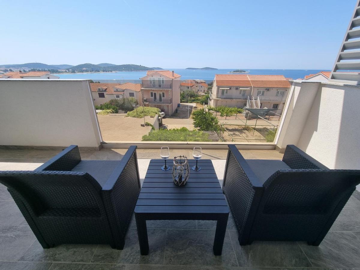 Sea View Apartment Rogoznica  Eksteriør billede
